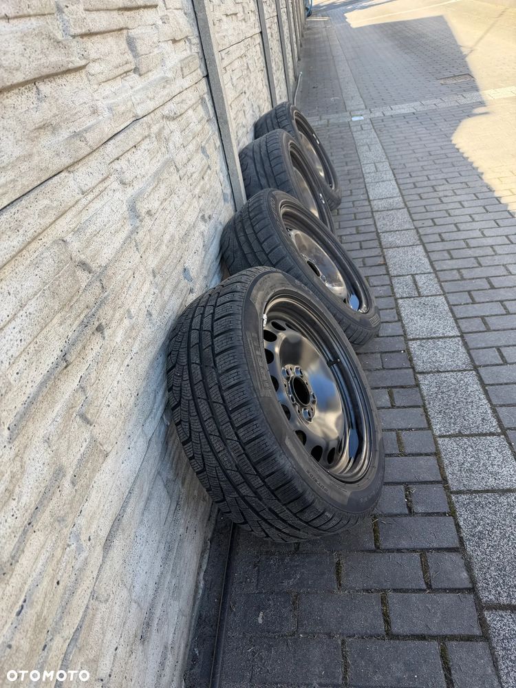 BMW X1 sDrive16d - 23