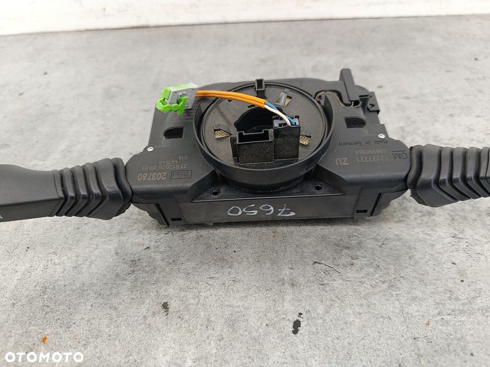 PRZEŁĄCZNIK ZESPOLONY OPEL ASTRA H GTC 13197721ZU 203780  VALEO 1.9 CDTI - 3