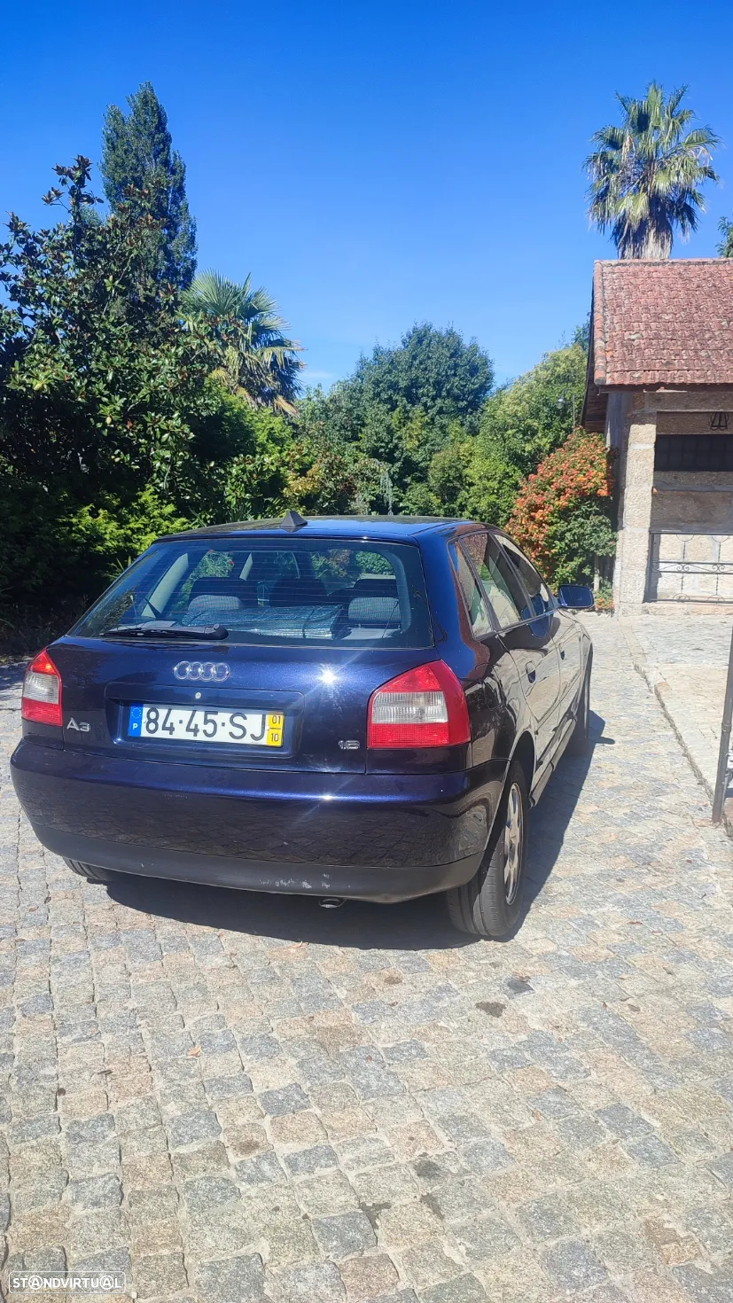 Audi A3 1.6 Ambiente - 3