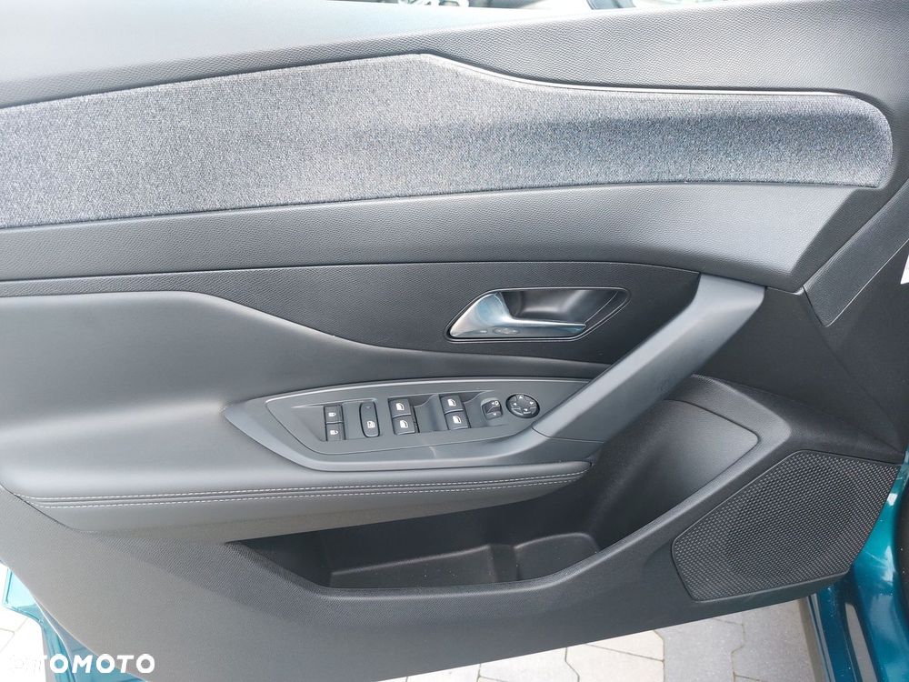 Peugeot 408 1.2 PureTech Allure S&S EAT8 - 13