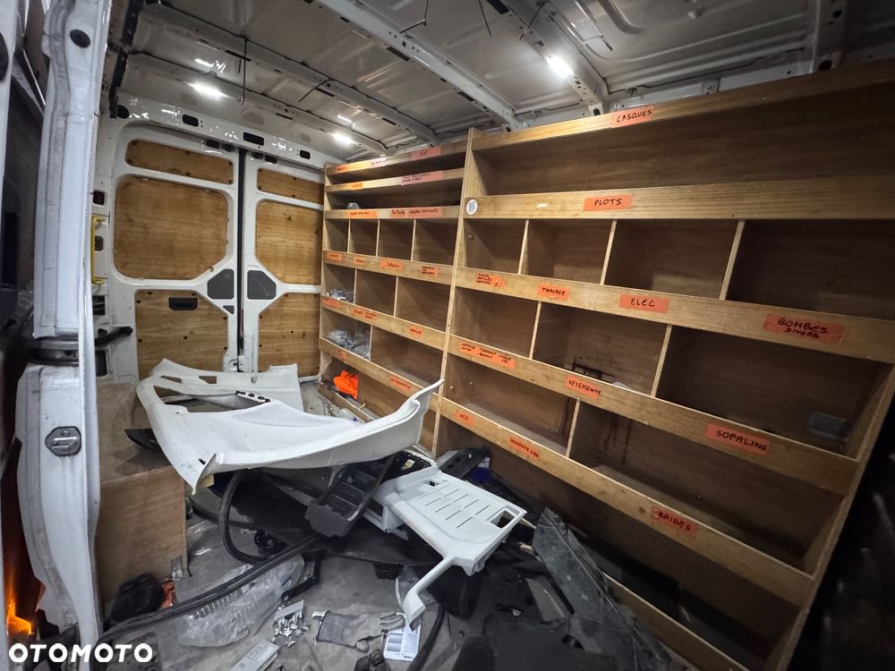 Volkswagen CRAFTER FOTEL PNEUMATYCZNY KAMERA NAWIGACJA KLIMATYZACJA TEMPOMAT, świeżo sprowadzony, OKAZJA !!!! - 22