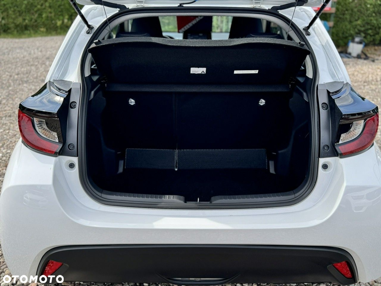 Toyota Yaris - 27