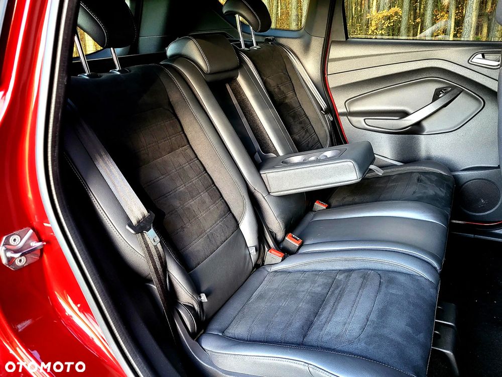 Ford Kuga 1.5 EcoBoost 2x4 ST-Line - 20