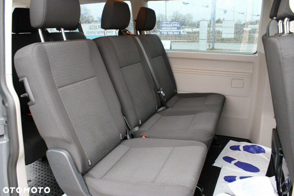 Volkswagen Caravelle - 22