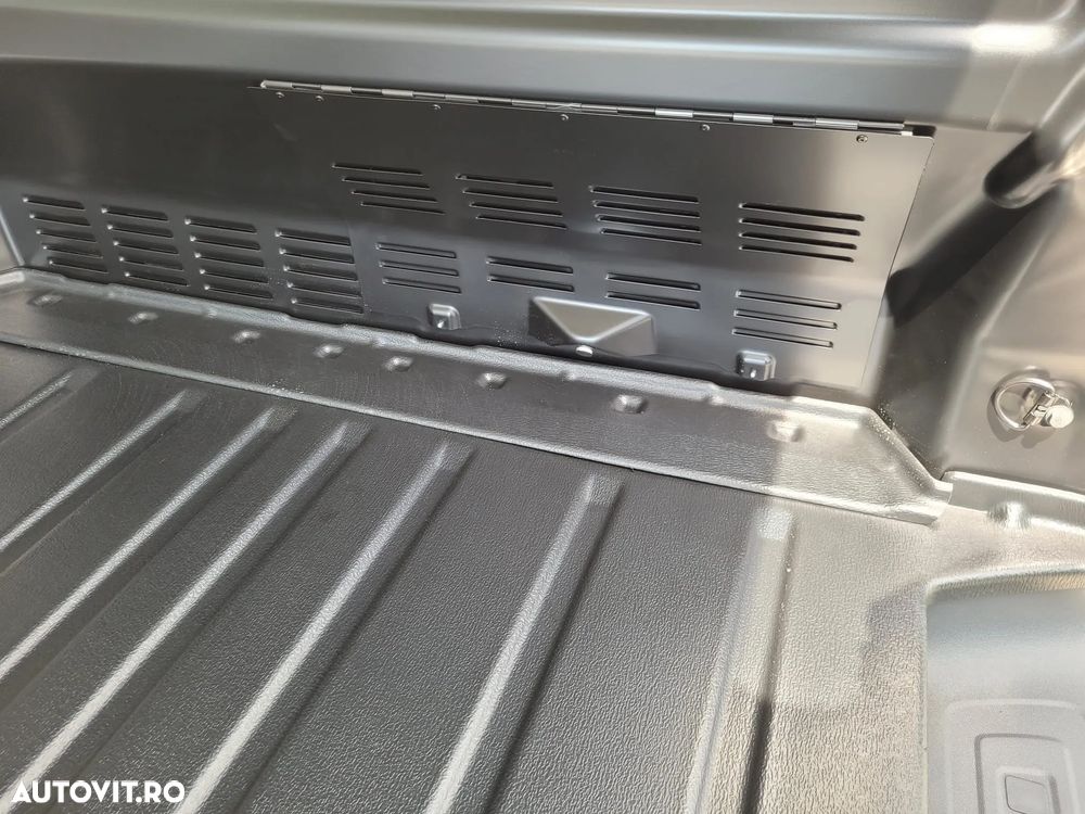 Volkswagen T7 Furgon Lung 110CP M6 - 13