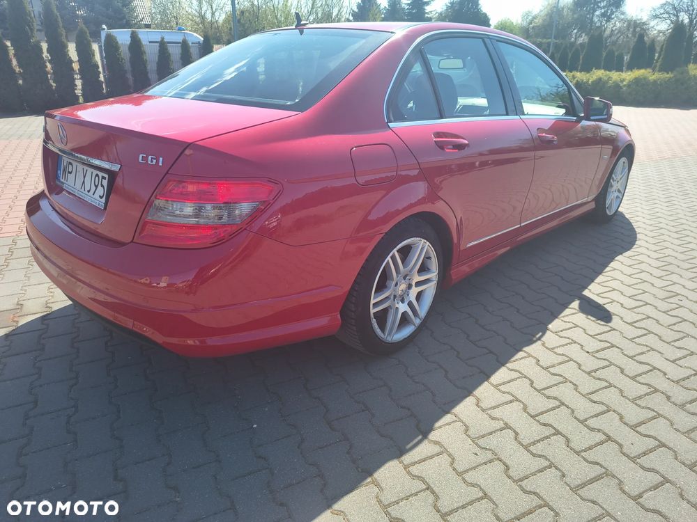 Mercedes-Benz Klasa C 250 CGI BlueEff Avantgarde - 34