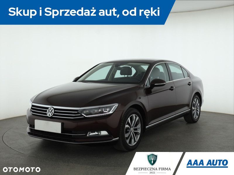 Volkswagen Passat - 3