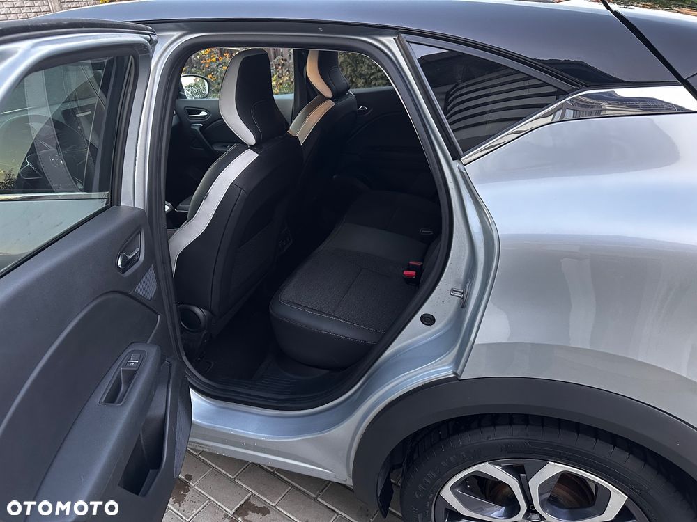 Renault Captur TCe Mild Hybrid 160 EDC GPF TECHNO - 18
