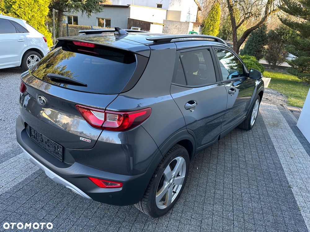 Kia Stonic - 10