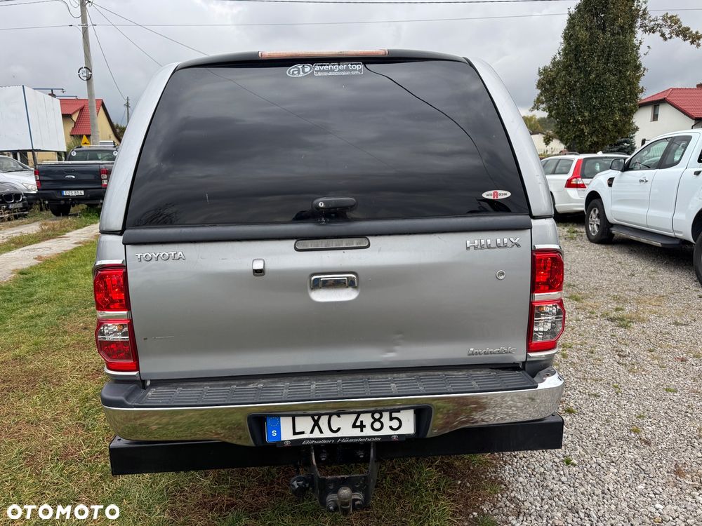 Toyota Hilux 3.0 D-4D Invincible - 5