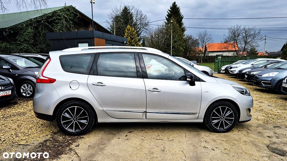Renault Grand Scenic 2.0 16V 140 CVT Bose Edition - 10