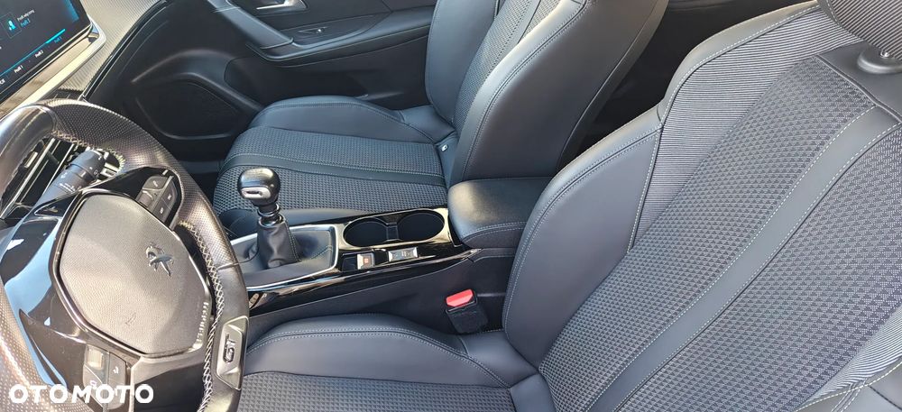 Peugeot 2008 - 34