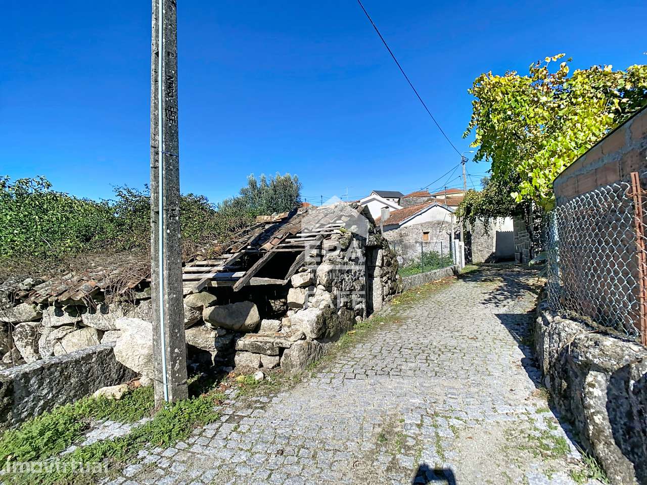 Moradia geminada V2 em Monte, Fafe - Grande imagem: 4/15