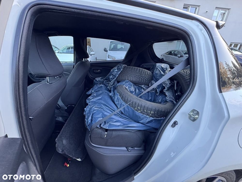 Toyota Yaris 1.5 Selection - 8