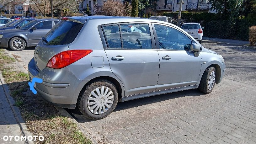 Nissan Tiida - 6
