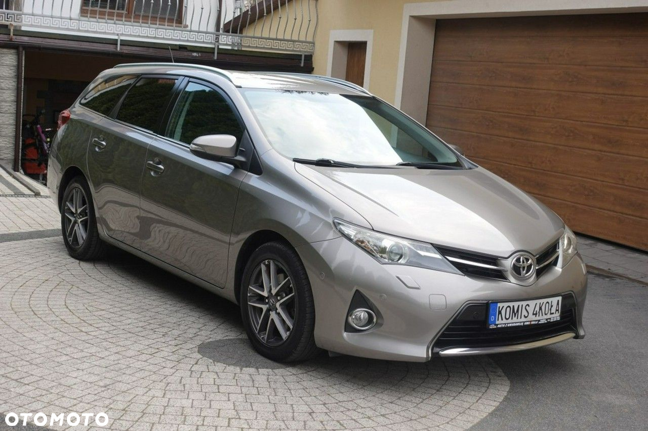 Toyota Auris - 7