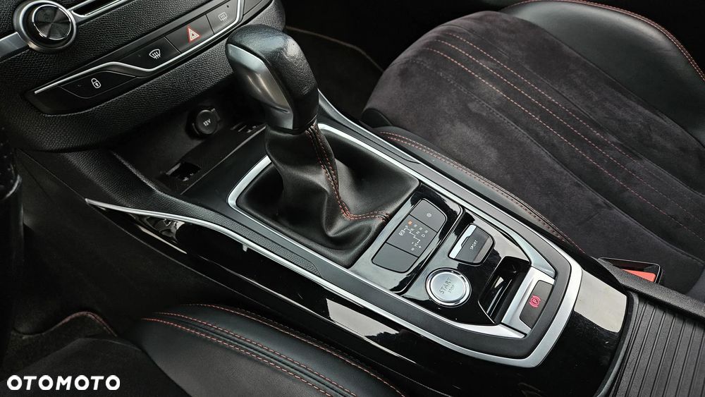 Peugeot 308 SW BlueHDi 180 EAT6 GT - 25