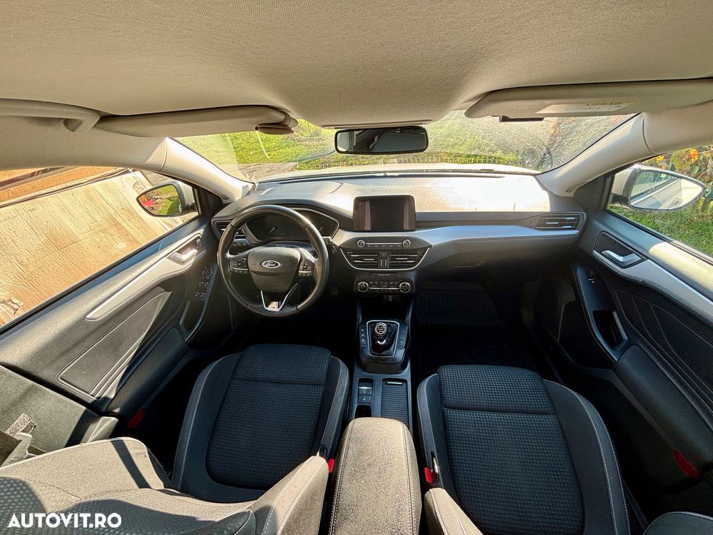 Ford Focus 1.5 EcoBlue Start-Stopp-System TITANIUM STYLE - 11