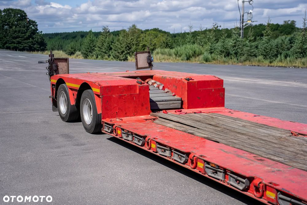 Kassbohrer LB2 - 12