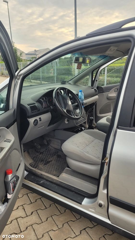 Volkswagen Sharan 1.8T Comfortline - 11
