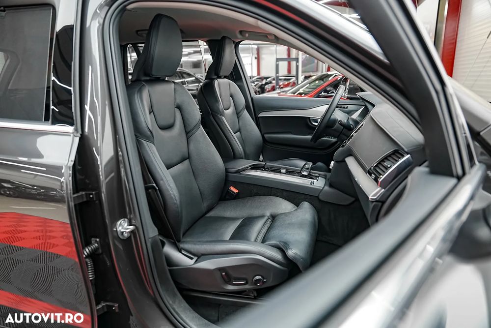 Volvo XC 90 B5 D AWD Plus Bright - 4