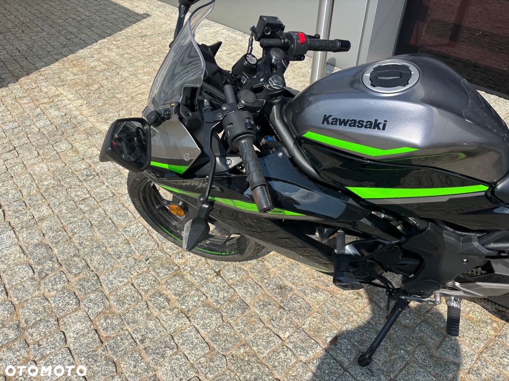 Kawasaki Ninja - 3