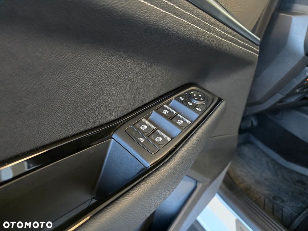 Renault Austral 1.2 E-Tech Full Hybrid 200 Iconic MMT - 21