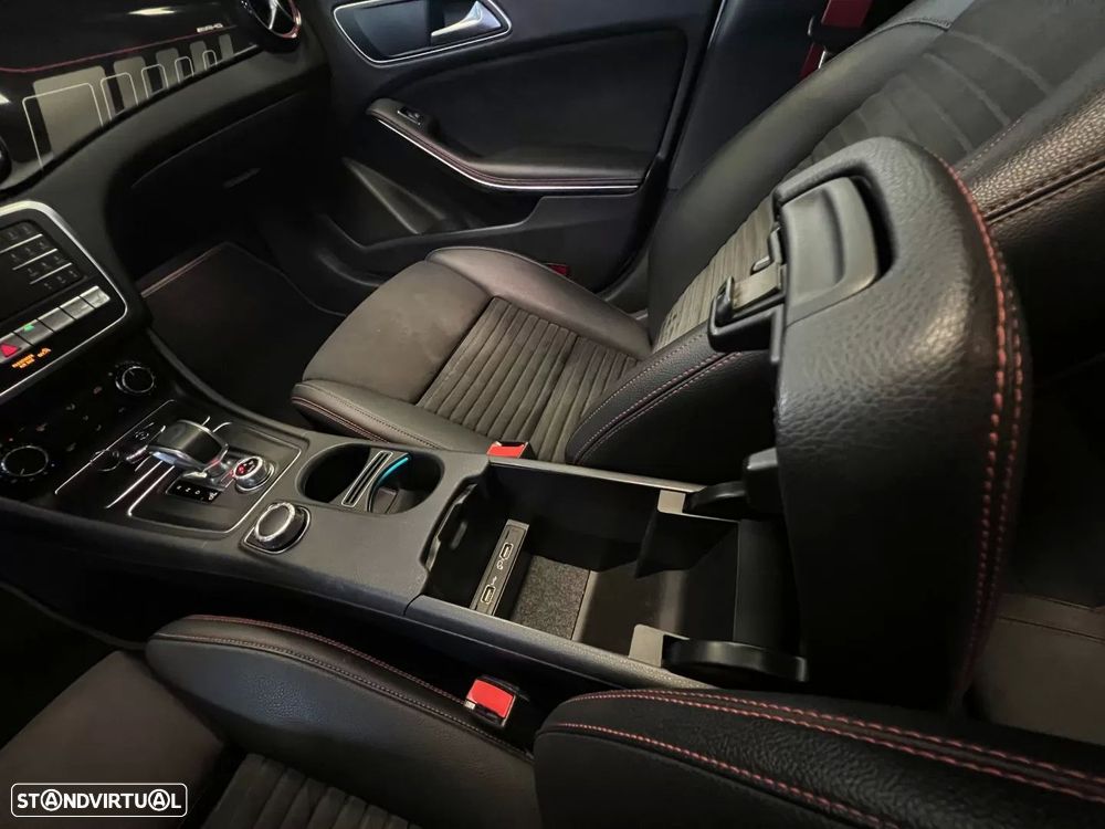Mercedes-Benz CLA 45 AMG 4Matic Speedshift 7G-DCT Night Edition - 46