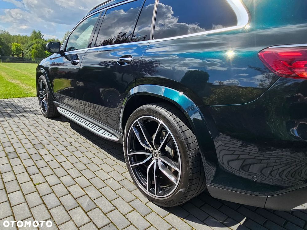 Mercedes-Benz GLS - 12