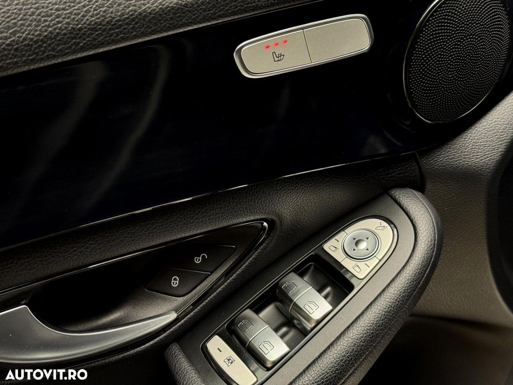 Mercedes-Benz C - 21