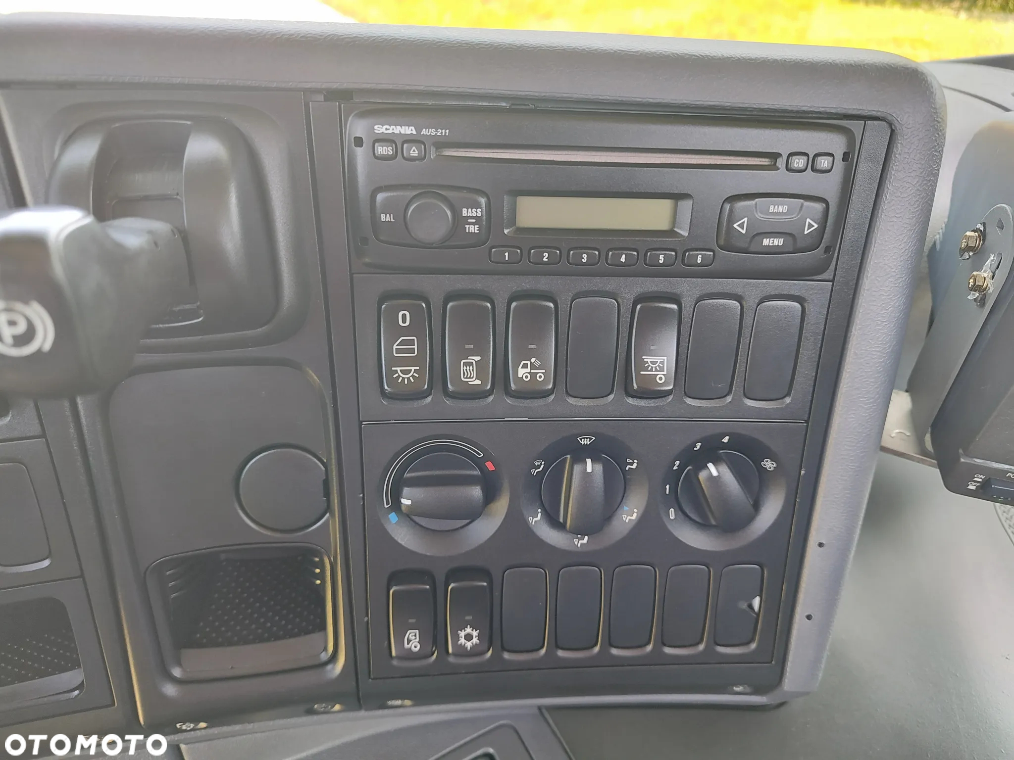 Scania P 270 - 24