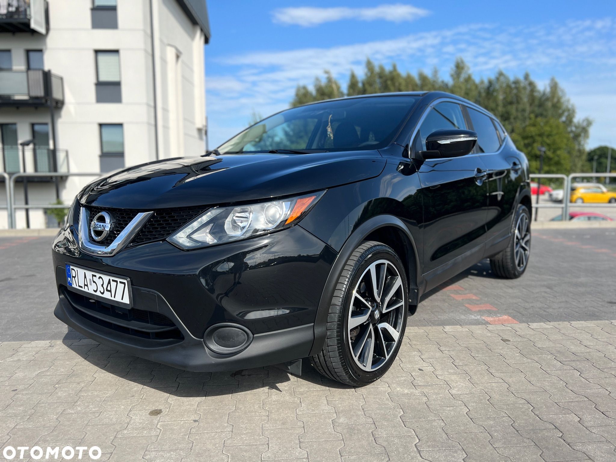 Nissan Qashqai - 1