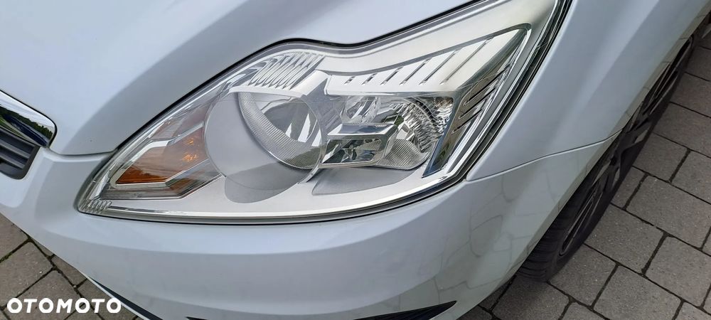 Ford Focus 1.8 White Magic - 16