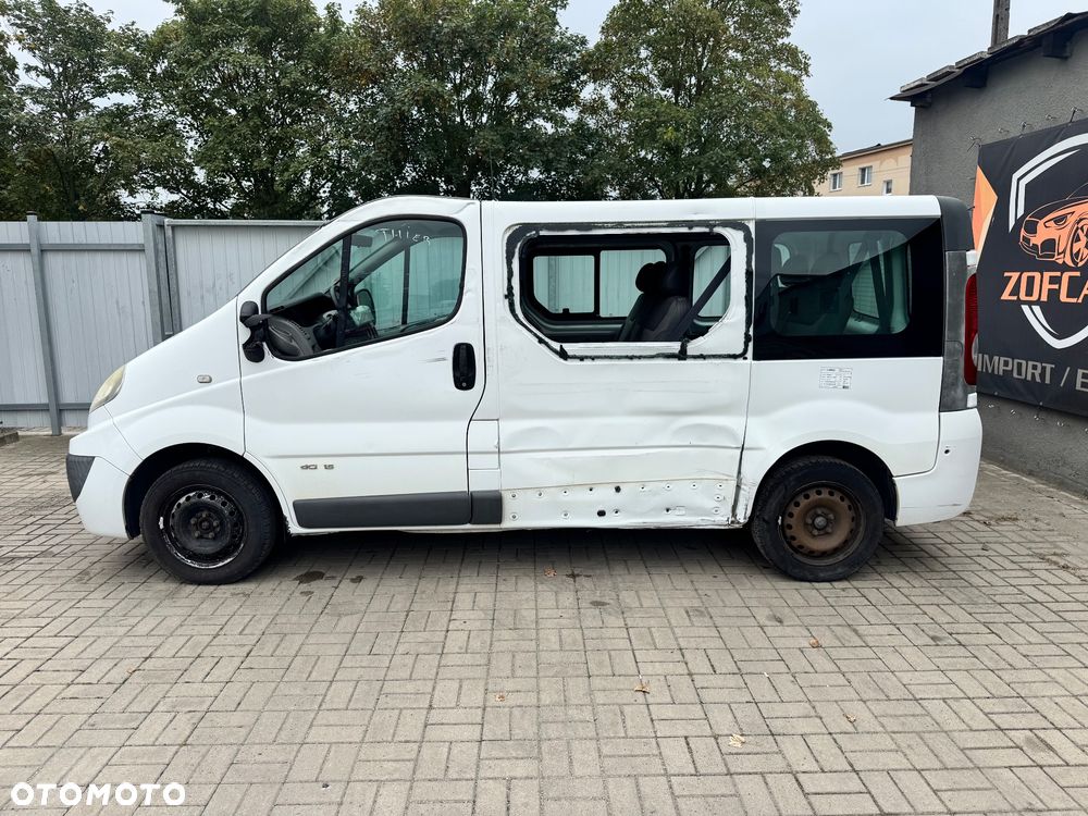 Renault Trafic - 2