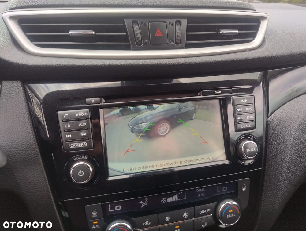 Nissan Qashqai 1.2 DIG-T Xtronic N-Vision - 18