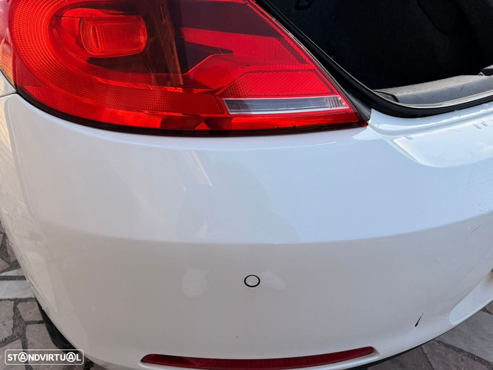 VW New Beetle - 12