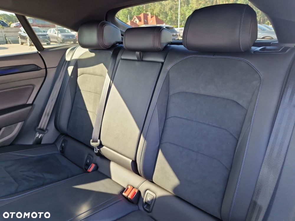 Volkswagen Arteon 2.0 TSI 4Motion R DSG - 18