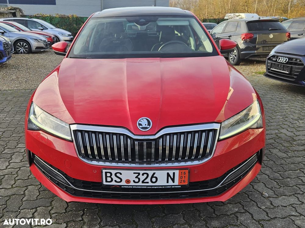 Skoda Superb 2.0 TDI 4X4 DSG L&K - 9