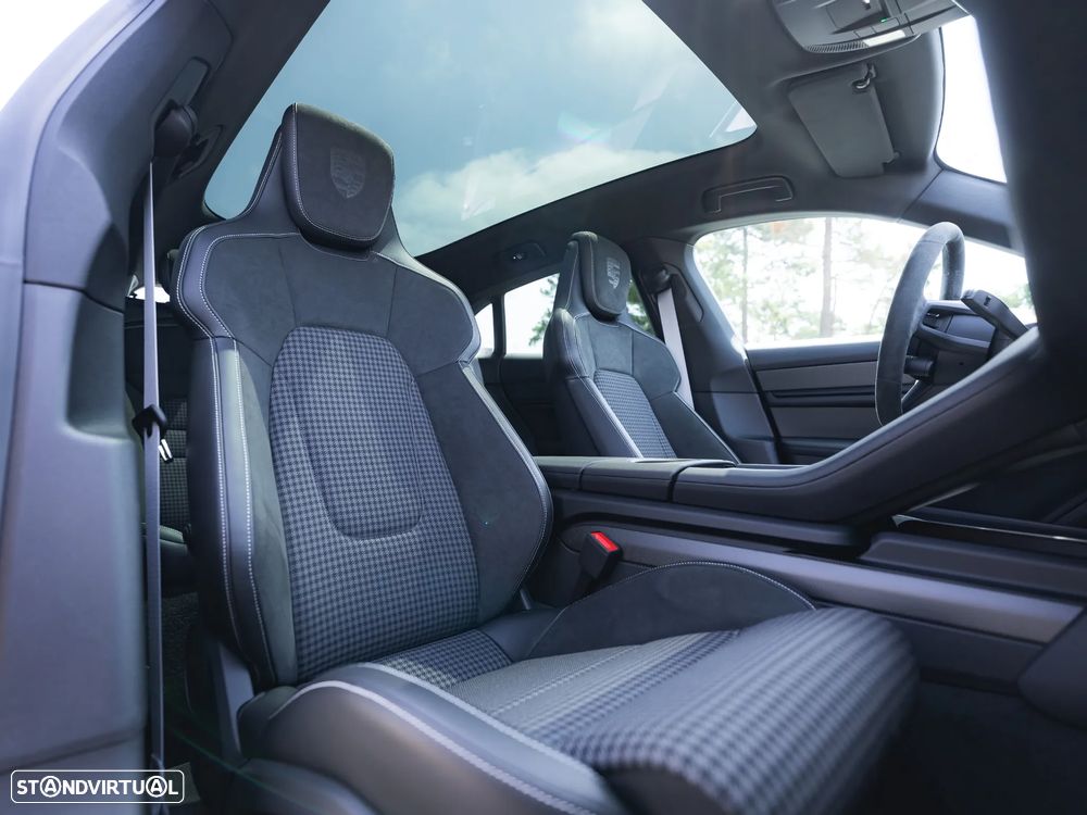 Porsche Taycan Sport Turismo bateria Performance Plus - 14