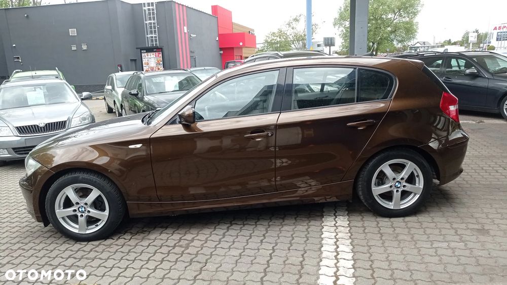 BMW Seria 1 116i Edition Sport - 9