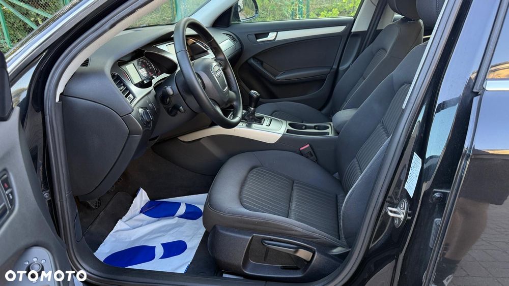 Audi A4 Avant 2.0 TDI - 33