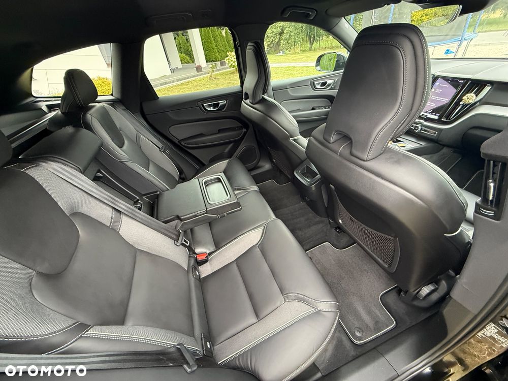 Volvo XC 60 B4 D AWD Geartronic RDesign - 9