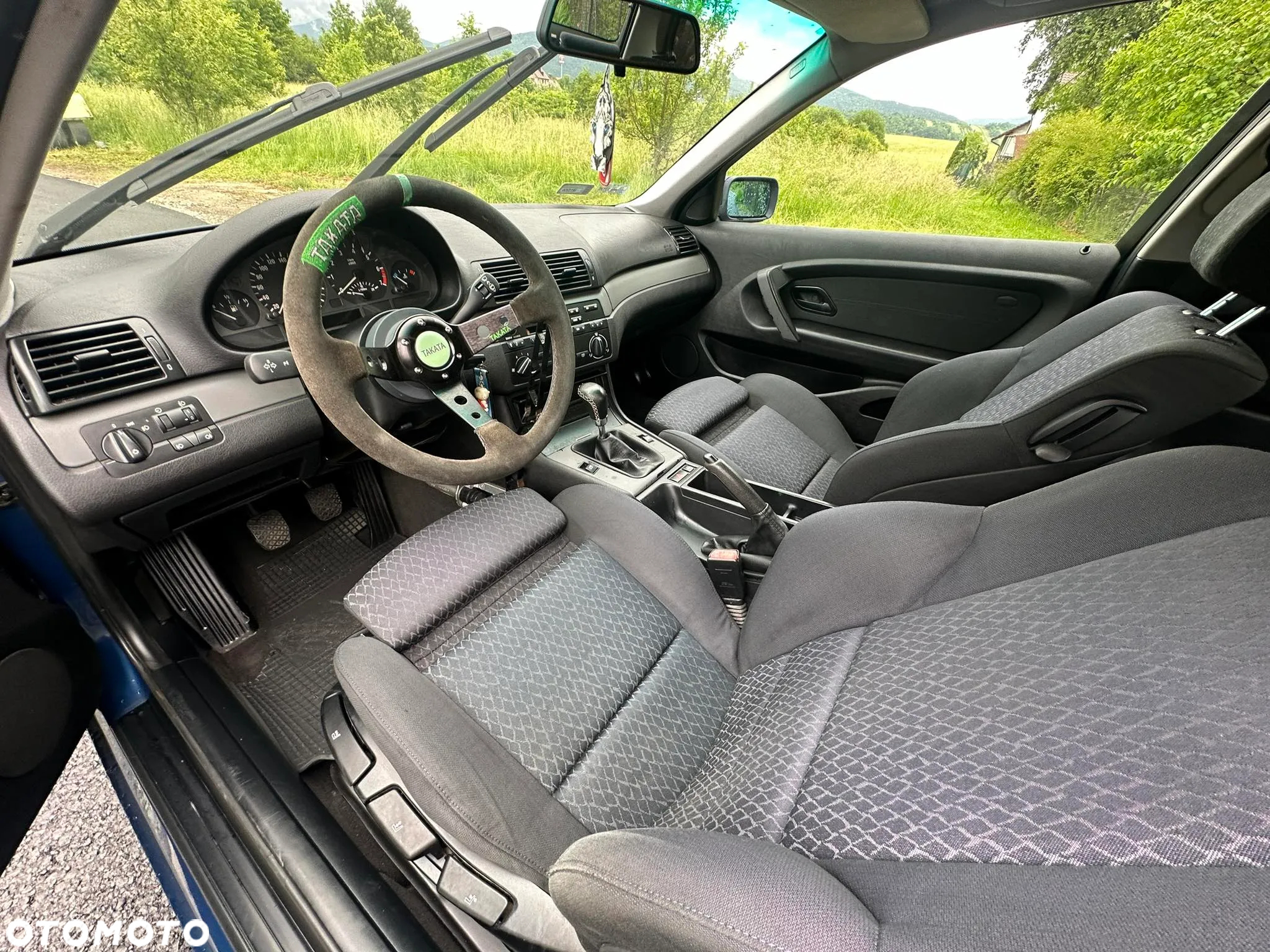 BMW Seria 3 330i - 3