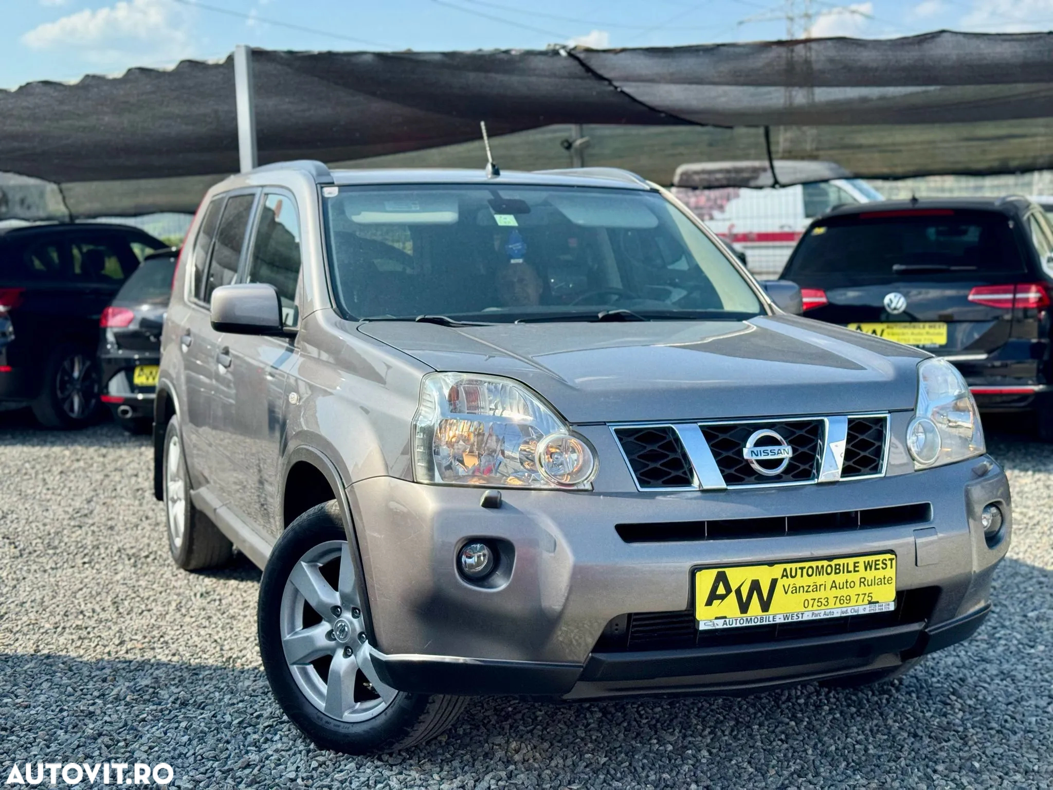 Nissan X-Trail 2.0 dCi DPF All Mode 4X4-i Elegance - 17