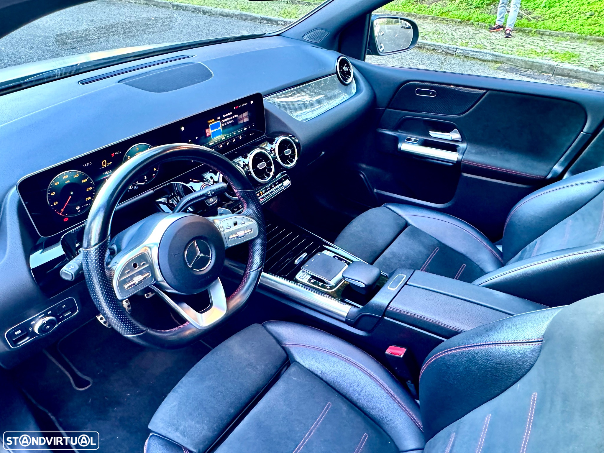 Mercedes-Benz B 180 d 7G-DCT AMG Line - 12