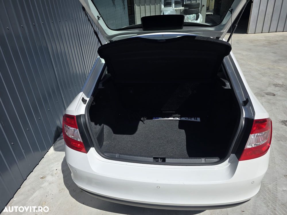 Skoda RAPID 1.4 TSI Ambition DSG - 15