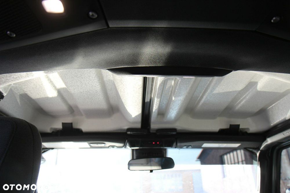Jeep Wrangler - 27