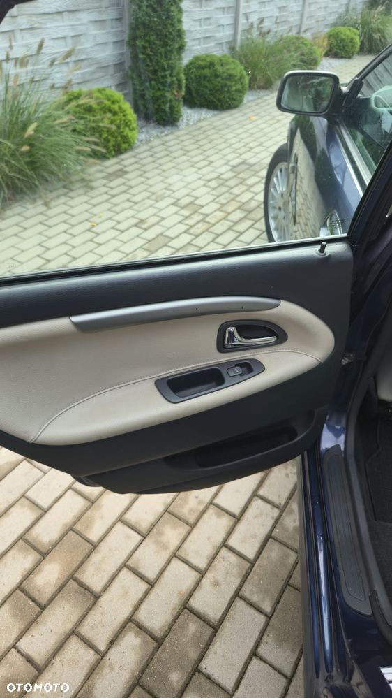 Volvo S40 2.0 - 15