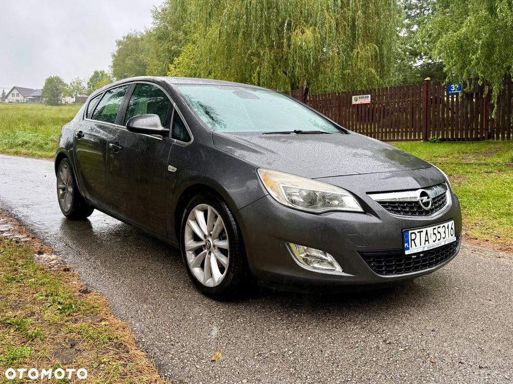 Opel Astra 1.7 CDTI Cosmo - 4