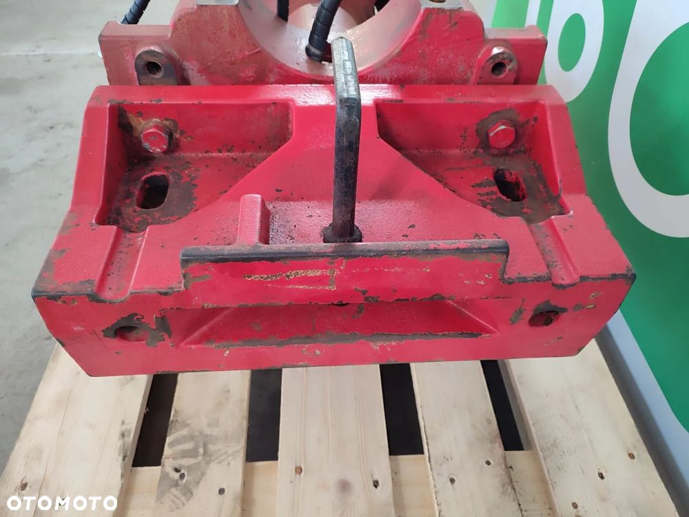 Wspornik przedniej osi 138531 McCormick MC100 - 10